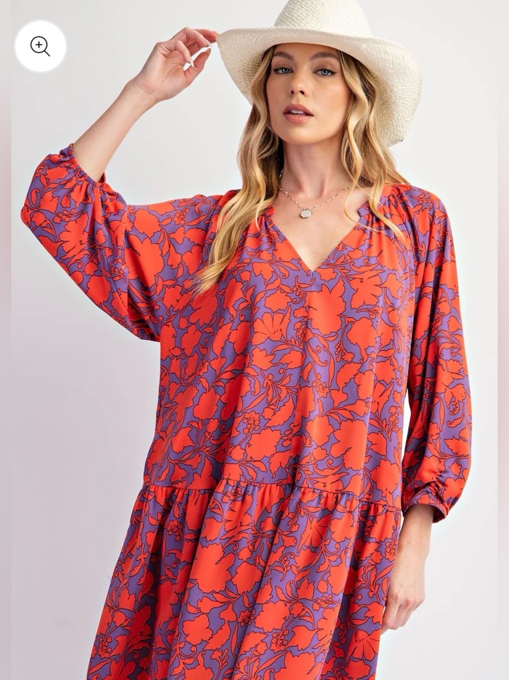 NWT Easel Red & Purplish Blue Floral V-Neck Tunic Dress. She is roomy! Size SM
